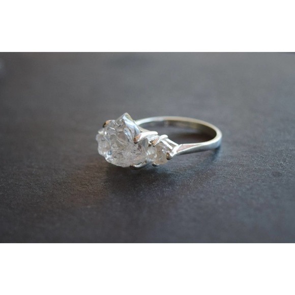 alternative raw diamond engagement ring raw crystal size 4 5 6 7 8 8 9 1… - Picture 4 of 5